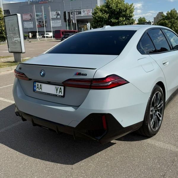 Емблеми написи BMW i5 M60 Black Shadow Edition комплект чорний глянець 523221 фото