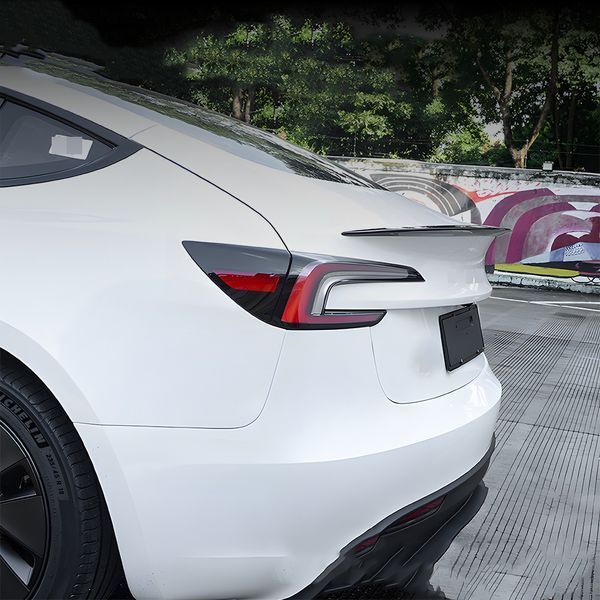 Спойлер на Tesla Model 3 2023- P style черный глянец 523076 фото