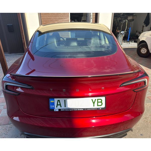 Спойлер на Tesla Model 3 2023- P style черный глянец 523076 фото