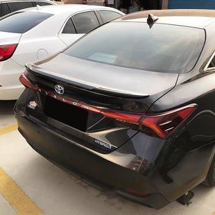 Спойлер на Toyota Avalon 2019- чорний глянець 522457 фото