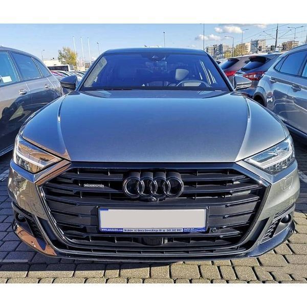 Автологотип черная эмблема Audi A8 2018- D5 Black Edition в решетку радиатора 4M8071801 232923 фото