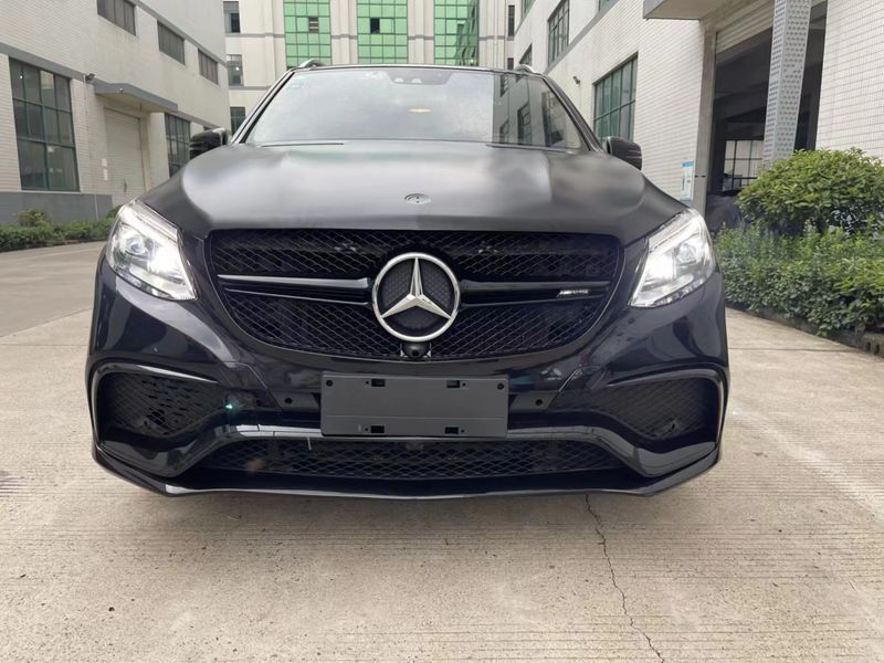 Комплект рестайлинга ( в GLE63 AMG W166 ) на Mercedes-Benz ML-Class W166 2011-2015 года 522499 фото