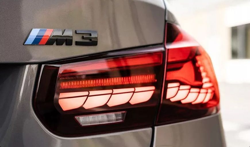 Задні ліхтарі на BMW 3 Series F30 2013-2018 червона LED стиль M4 Oled 430386 фото