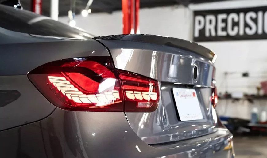 Задні ліхтарі на BMW 3 Series F30 2013-2018 червона LED стиль M4 Oled 430386 фото