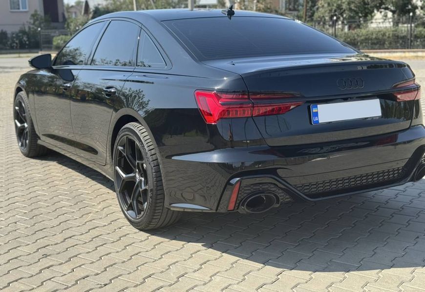 Комплект обвеса передний и задний бампер на Audi A6 C8 2018- в стиле RS6 429755 фото
