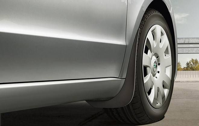Брызговики на Skoda Superb 2008-2015 передние VAG KEA800001 35622 фото