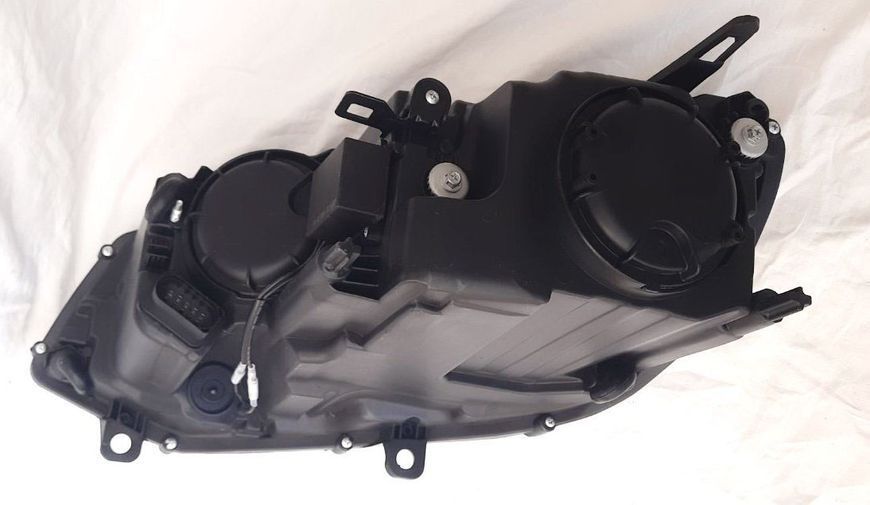 Передние фары на Volkswagen Touareg 2010-2014 TLZ FULL LED 2018 look 430508 фото Передние фары на Volkswagen Touareg 2010-2014 TLZ FULL LED 2018 look 430508 фото