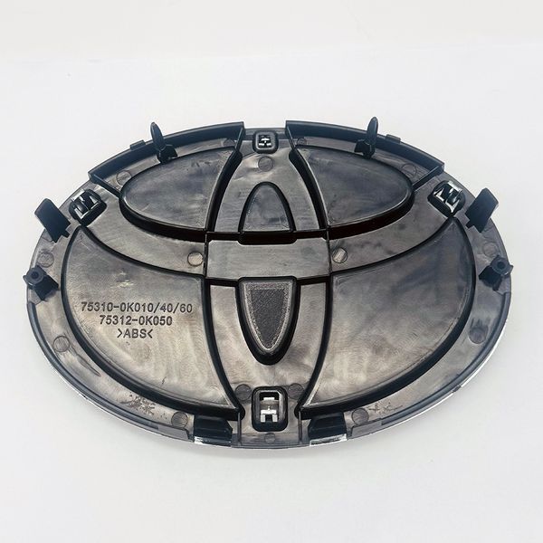 Передня емблема Toyota 75310-0k010 523284 фото