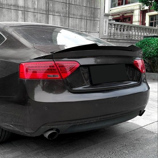 Спойлер на Audi A5 2007-2016 Sportback стиль M4 чорний глянець 522461 фото