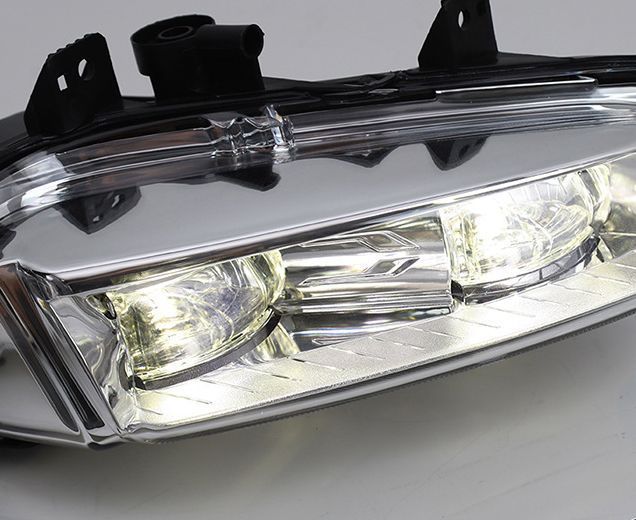 Противотуманная фара на Land Rover Range Rover Evoque 2011-2015 левая LR026090 426047 фото
