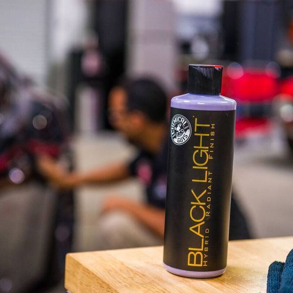 Глейз полироль с содержанием силанта Chemical Guys Black Light Hybrid Glaze and Sealant 473мл 408496 фото Глейз полироль с содержанием силанта Chemical Guys Black Light Hybrid Glaze and Sealant 473мл 408496 фото