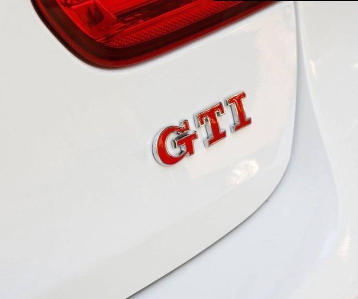 Автологотип емблема напис Volkswagen GTI на кришку багажника червоний хром 237953 фото