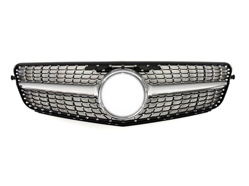 Решетка радиатора на Mercedes C-class W204 2007-2014 Diamond Silver 430001 фото Решетка радиатора на Mercedes C-class W204 2007-2014 Diamond Silver 430001 фото