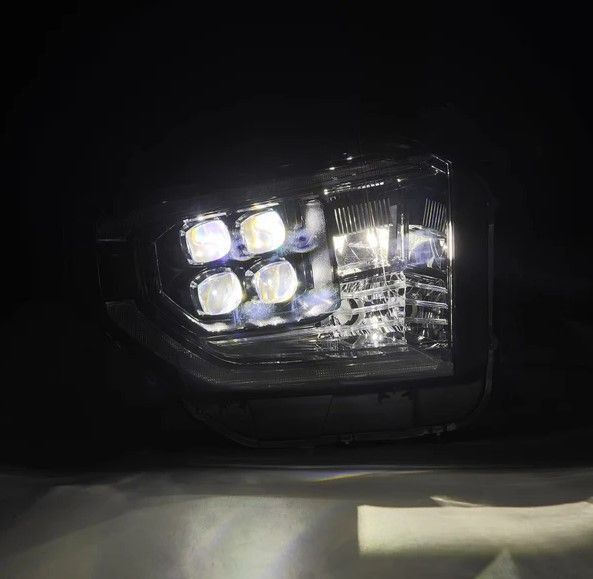 Передние фары для Toyota Tundra 2014-2021 AlphaRex LED цвет Alpha-Black 425425 фото