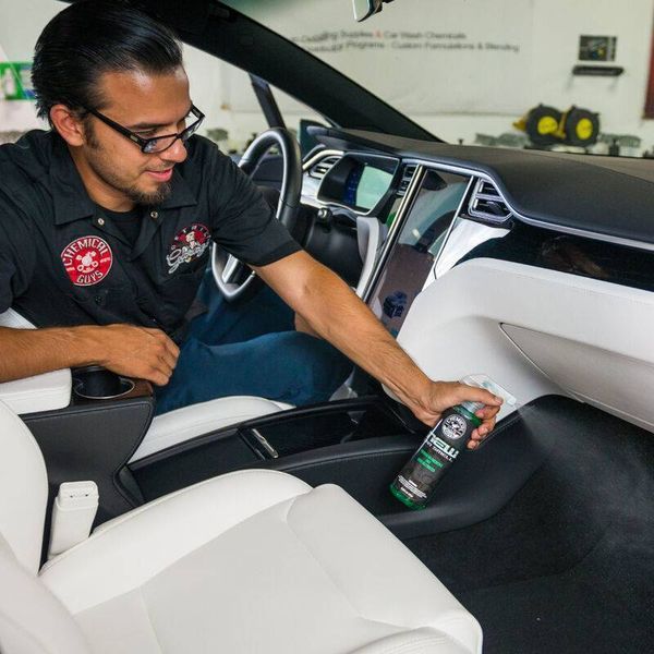 Ароматизатор в машину Chemical Guys New Car Smell 118мл 408657 фото