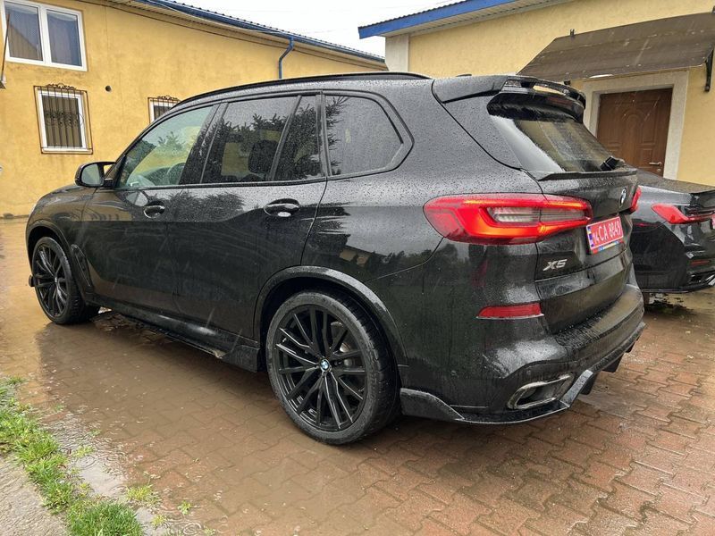 Комплект обвісу передній і задній бампер на BMW X5 G05 2018-2022 429752 фото Комплект обвісу передній і задній бампер на BMW X5 G05 2018-2022 429752 фото