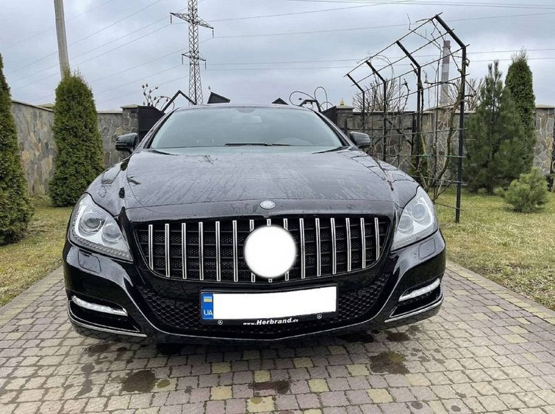 Решітка радіатора на Mercedes CLS-class C218 2011-2014 GT Chrome Black 427614 фото