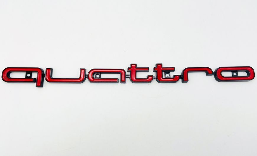 Автологотип шильдик эмблема Quattro на решітку радіатора в стилі Audi RS Red Black 407393 фото
