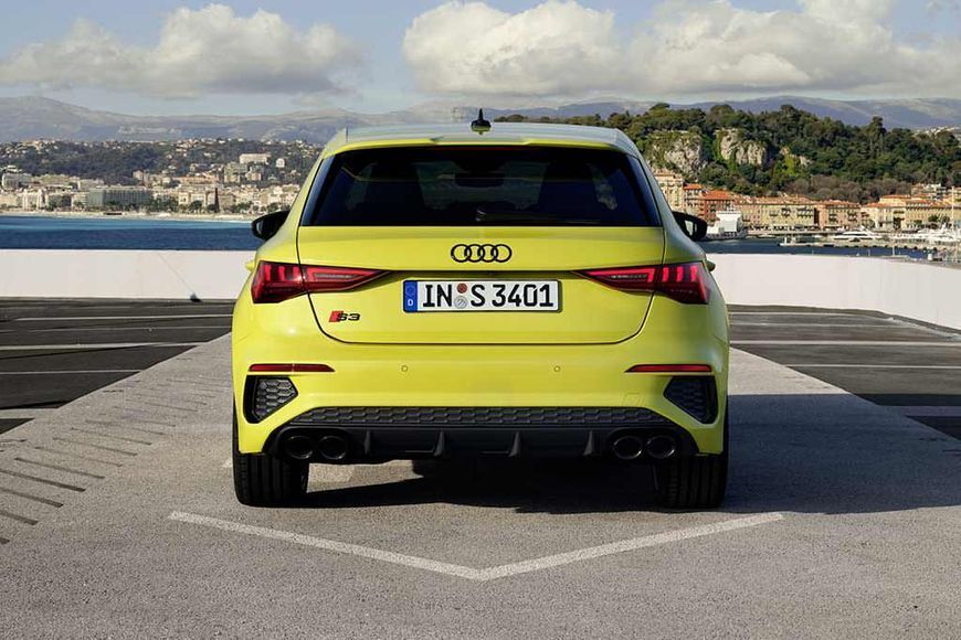 Автологотип емблема чорні кільця Audi A3, S3 (8Y) 2020- Black Edition на кришку багажника 8Y5071802 409668 фото