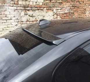 Спойлер бленда заднього вікна на BMW 5 F10 2010-2016 чорний глянець 431158 фото