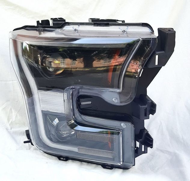 Передні фари на Ford F-150 2014-2017 чорні Full LED стиль ZH 430427 фото