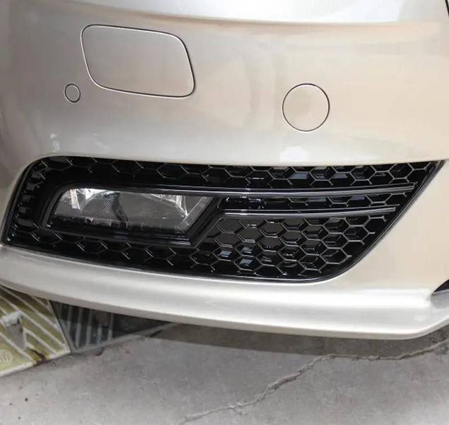 Решітки переднього бампера на Audi A4 B8 2011-2015 353681 фото