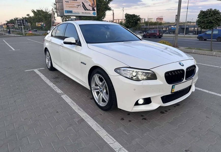 Передній бампер на BMW 5 F10, F11 2010-2017 M Sport Paket LCI 429809 фото Передній бампер на BMW 5 F10, F11 2010-2017 M Sport Paket LCI 429809 фото