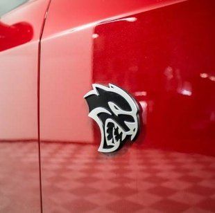 Автологотип емблема Dodge Hellcat Head black 430359 фото