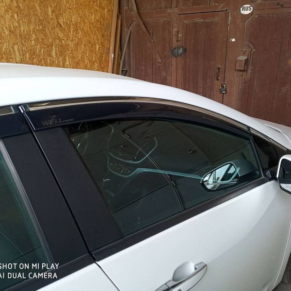Дефлекторы окон на Chevrolet Volt 2016- с хром молдингом WELLvisors 3-847CH019 45629 фото