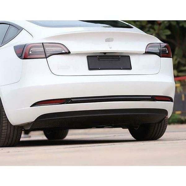 Накладки заднего бампера на Tesla Model 3 2017-2022 черный глянец 416041 фото