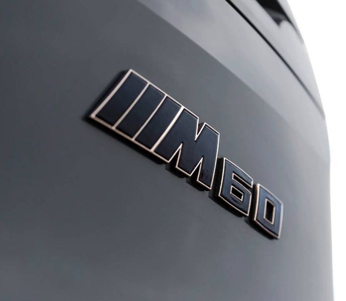 Логотип надпись BMW M60 Bronze оригинал 51145A3F9B2 415744 фото