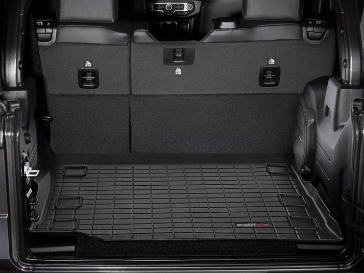 Килимок у багажник для Jeep Wrangler 2018- 4 Door чорний WeatherTech 401107 418187 фото