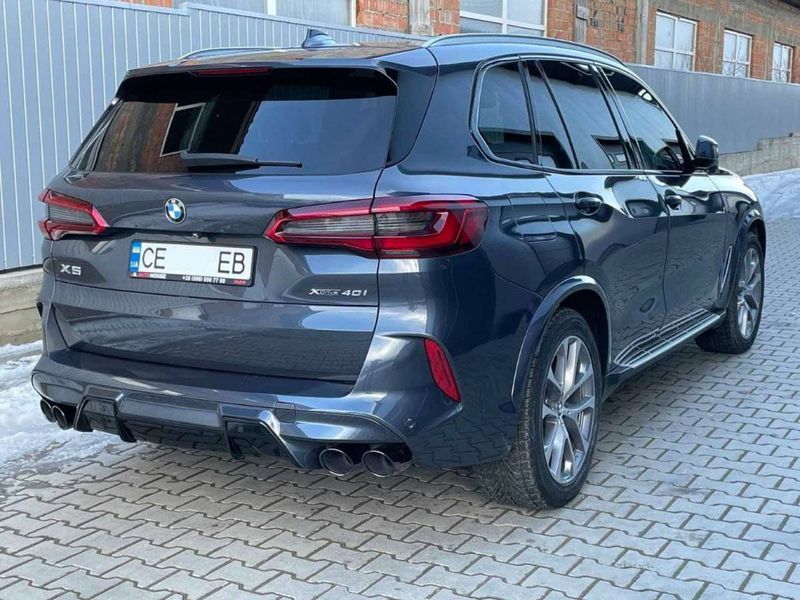 Комплект обвеса передний и задний бампер на BMW X5 G05 2018-2022 в стиле X5M F95 с порогами 429780 фото