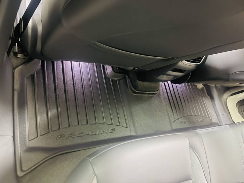 3D коврики для Audi Q4, Cupra Born, Tavascan, Volkswagen ID.4, ID.5, ID.UNYX, Skoda Enyaq 2020- Frogum Proline 3D426757 358404 фото