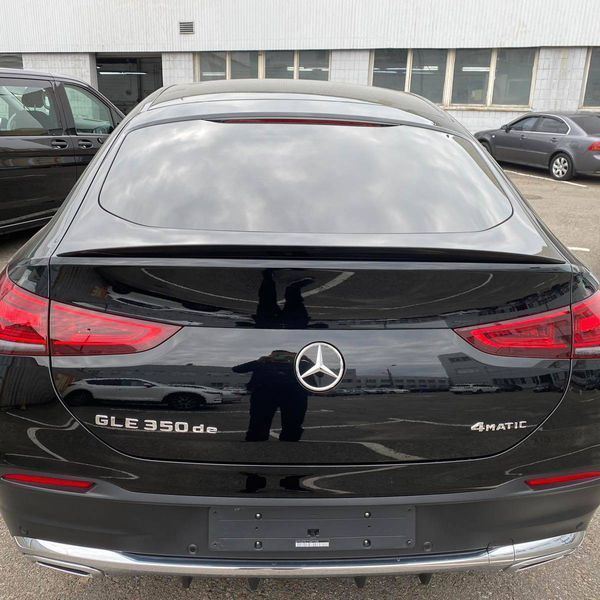 Спойлер на машину Mercedes GLE-class С167 2018- черный глянец 354953 фото