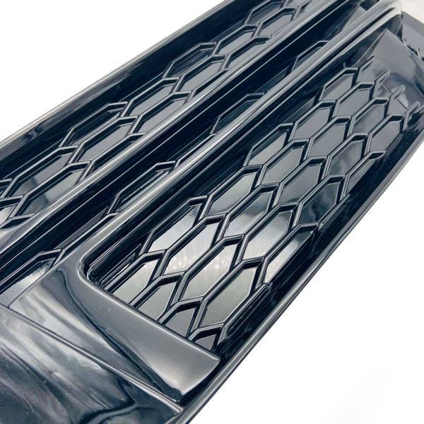 Решітка переднього бампера на Audi A4 B9 2015-2019 S-Line ліва 8W0807681F чорний глянець 408967 фото