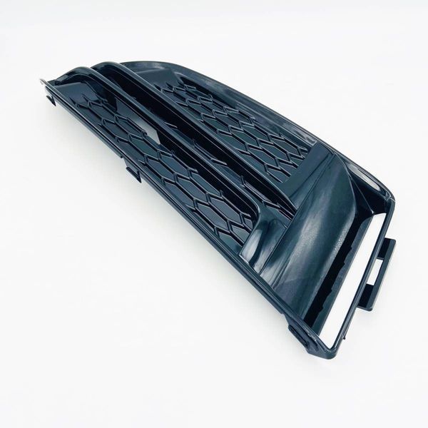 Решітка переднього бампера на Audi A4 B9 2015-2019 S-Line ліва 8W0807681F чорний глянець 408967 фото
