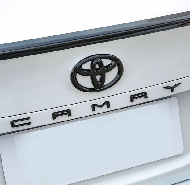 Автологотип напис Toyota Camry Black глянец 427240 фото