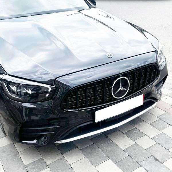 Решітка радіатора на Mercedes E-class W213 2020-2023 стиль AMG GT Black 522630 фото