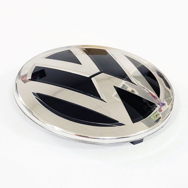 Эмблема в решетку радиатора Volkswagen Passat B7 NMS USA 2015-2019 3G0853601A под дистроник 521663 фото Эмблема в решетку радиатора Volkswagen Passat B7 NMS USA 2015-2019 3G0853601A под дистроник 521663 фото