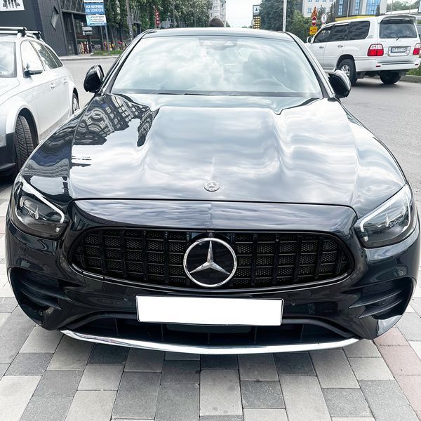 Решітка радіатора на Mercedes E-class W213 2020-2023 стиль AMG GT Black 522630 фото