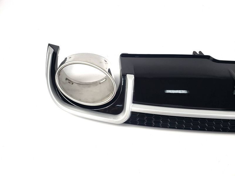 Диффузор (заднего бампера) Black Silver/Chrome Pipe (в стиле RS4) на Audi A4 B9 2015-2019 427789 фото Диффузор (заднего бампера) Black Silver/Chrome Pipe (в стиле RS4) на Audi A4 B9 2015-2019 427789 фото