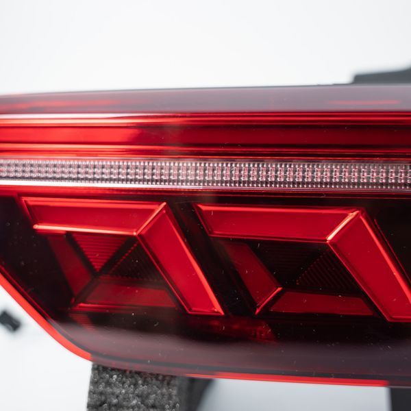 Задні ліхтарі на Volkswagen Tiguan 2015-2020 Full LED 2020 look 430502 фото