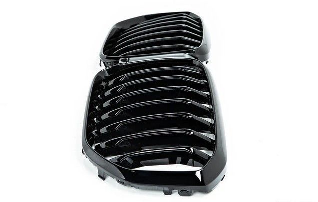 Решетка радиатора на BMW X5 G05 2018-2022 Shadow Line оригинал 51138096590 363419 фото