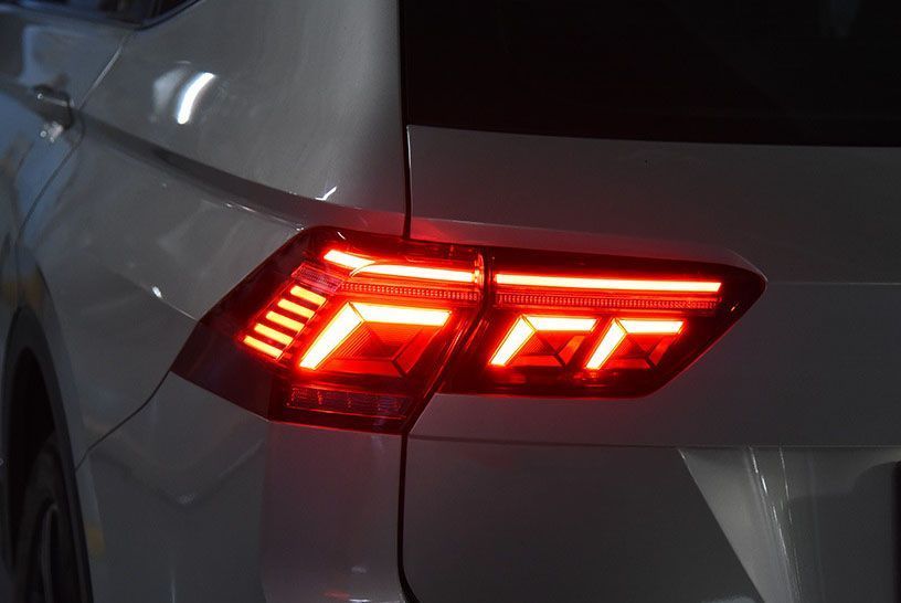 Задні ліхтарі на Volkswagen Tiguan 2015-2020 Full LED 2020 look 430502 фото