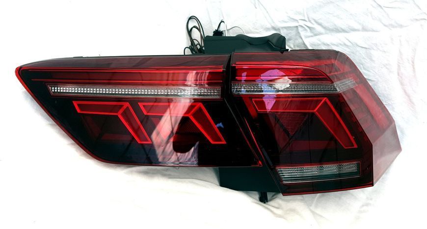 Задні ліхтарі на Volkswagen Tiguan 2015-2020 Full LED 2020 look 430502 фото