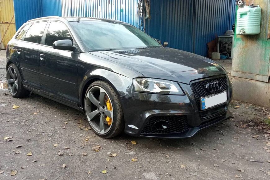 Передний бампер на Audi A3 2008-2012 в стиле RS3 428671 фото
