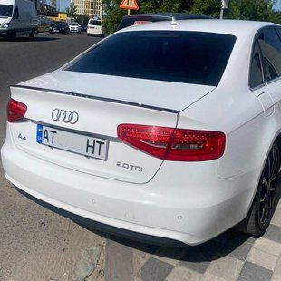 Спойлер на Audi A4 B8 2007-2015 чорний глянець V1 355135 фото