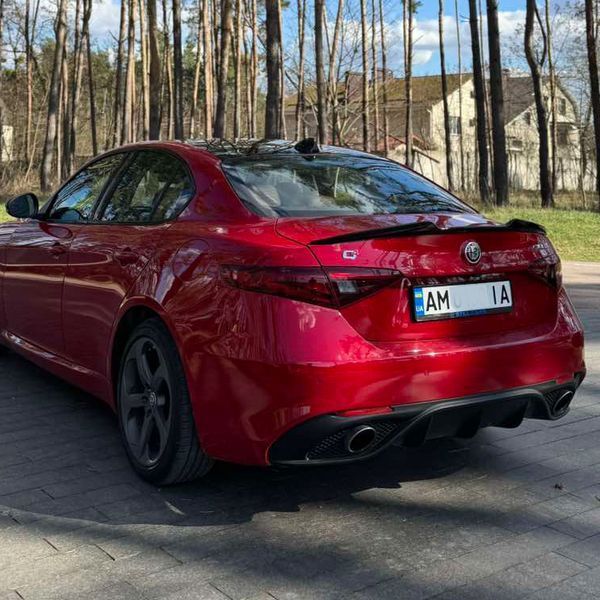 Спойлер на Alfa Romeo Giulia 2016-2022 чорний глянець 431194 фото
