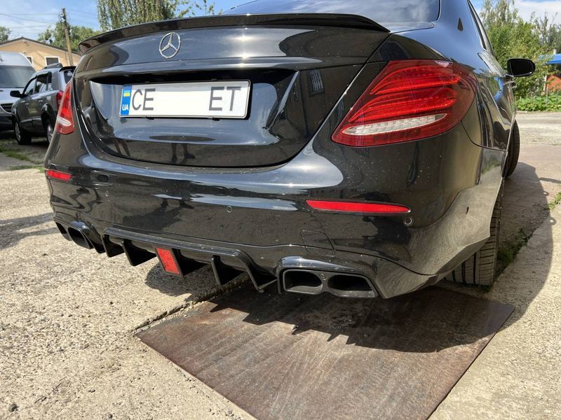 Диффузор (заднего бампера) Full Black / Black Pipe (стиль E63 Brabus) AMG на Mercedes E-class W213 2016-2020 429715 фото